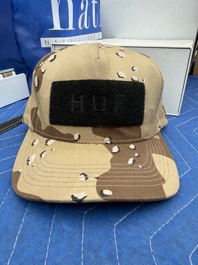 HUF Desert Camo Patch Cap - Tan/Brown